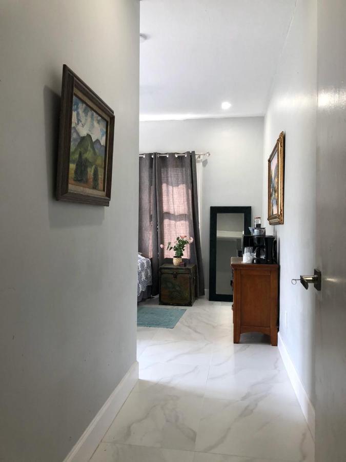 Sunny And Charming Suite Next To Mia Маями Екстериор снимка