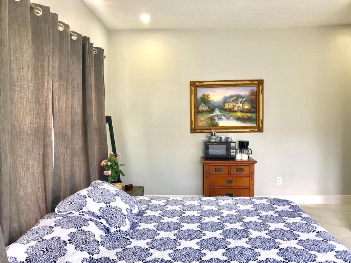 Sunny And Charming Suite Next To Mia Маями Екстериор снимка